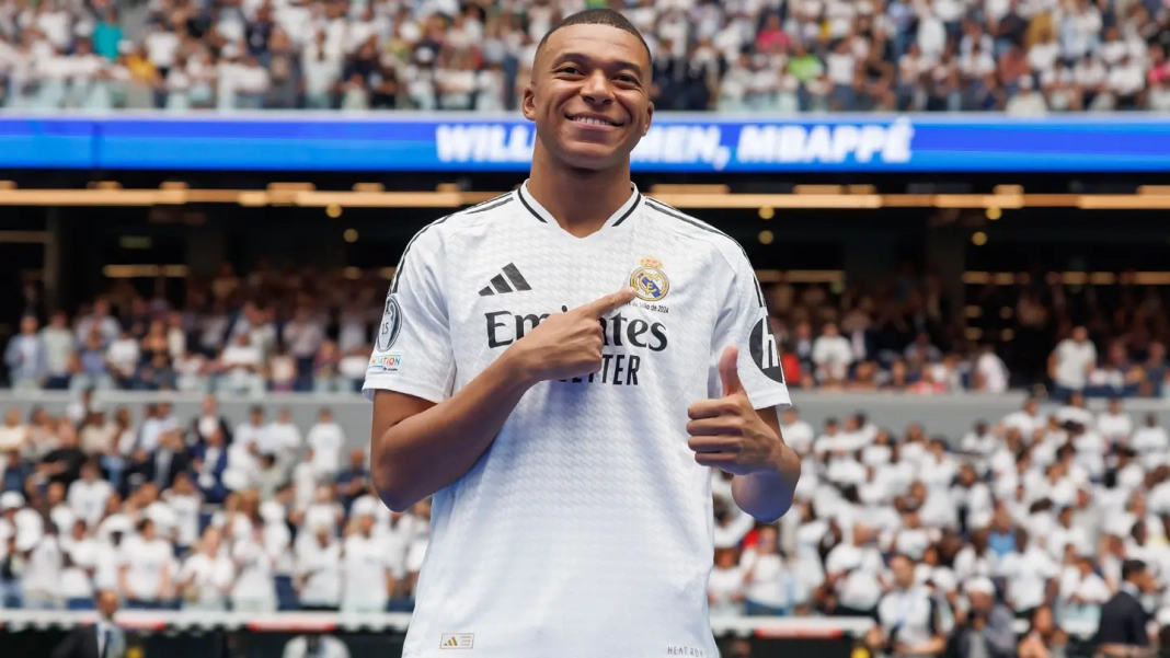 Kylian Mbappé in the Real Madrid jersey @realmadrid