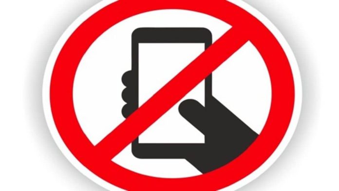 L'usage de tÃ©lÃ©phone portable interdit au service de rÃ©animation du CNHU