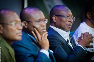 Le ministre de l'économie et des Finances Romuald Wadagni et le président Patrice Talon, le samedi 24 Février 2018. Rencontre à  la salle du peuple de la Présidence de la République du Bénin avec les propriétaires terriens de la zone aéroportuaire de Glodjigbé.