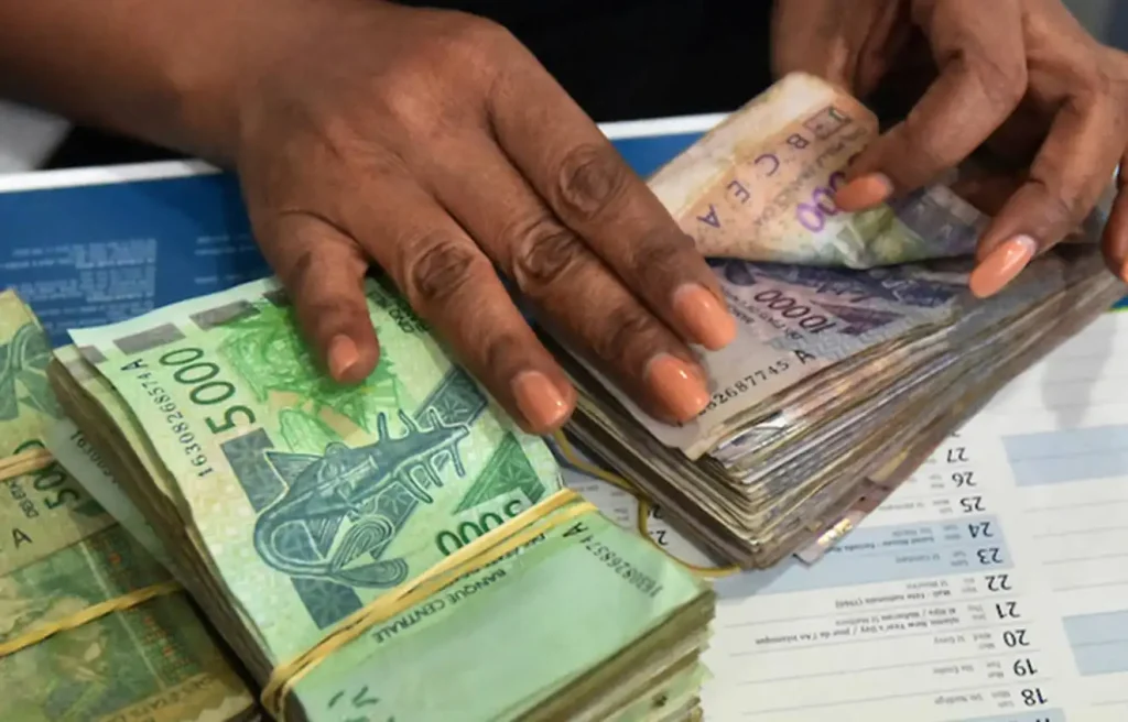 Le Bénin prépare son Economie sans cash avec le Télépaiement @cadreco