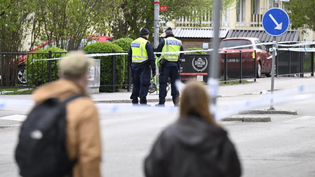 Un adolescent arrêté après une fusillade meurtrière à Uppsala