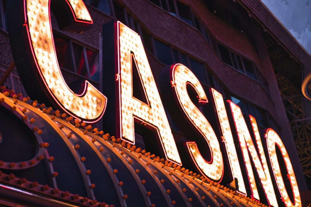 Pourquoi certaines stars choisissent de se faire interdire de casino ?
