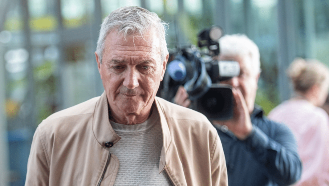 Eddy Snelders : l'ancien Diable Rouge condamnée à 18 mois de prison ferme pour voyeurisme et agression sexuelle sur mineure