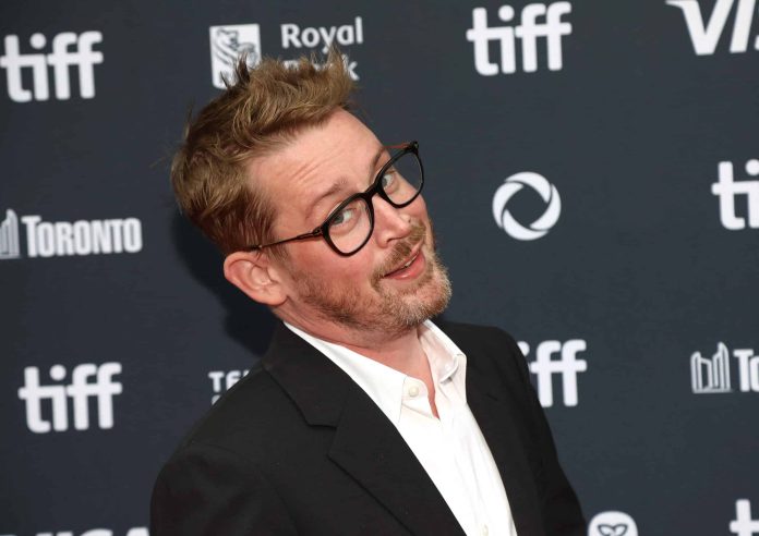 Macaulay Culkin : Visite guidée de leur nouveau palais californien à 10,3M$