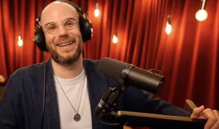 Mort de Quentin Deranque : un ex-chroniqueur de "Quotidien" éclate de rire en évoquant son décès et se fait atomiser