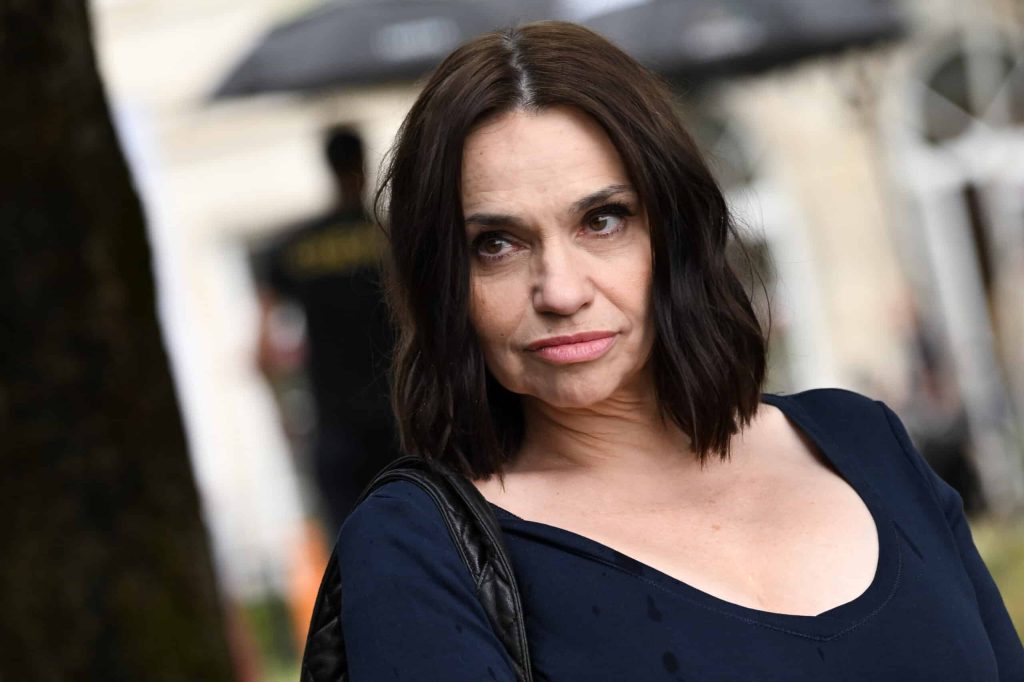 "Le mensonge et la calomnie sont à l’honneur" : après la condamnation, Béatrice Dalle affiche son soutien à Tariq Ramadan