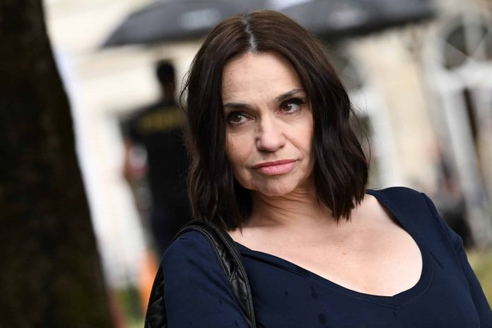 "Le mensonge et la calomnie sont à l’honneur" : après la condamnation, Béatrice Dalle affiche son soutien à Tariq Ramadan