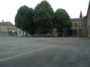 Cour de lycée en France