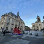 Hôtel de ville de Saint-Denis et basilique en avril 2023