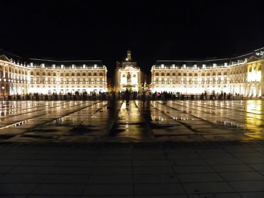 Place de la Bourse à Bordeaux