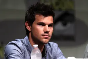 Taylor Lautner