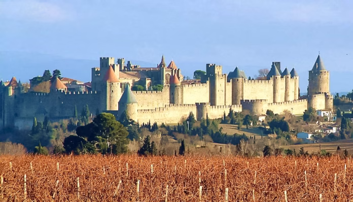 Carcassonne : enquête ouverte après la diffusion de propos racistes captés par la caméra d'un policier municipal