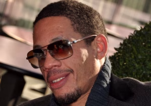JoeyStarr fond en larmes et interrompt le tournage d'« Un dimanche à la campagne »
