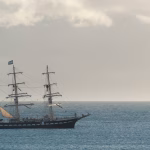 Le célèbre trois-mâts Belem entre en cale sèche pour une rénovation historique à Saint-Nazaire