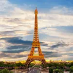 Tour Eiffel à Paris, point de départ de Paris-Versailles