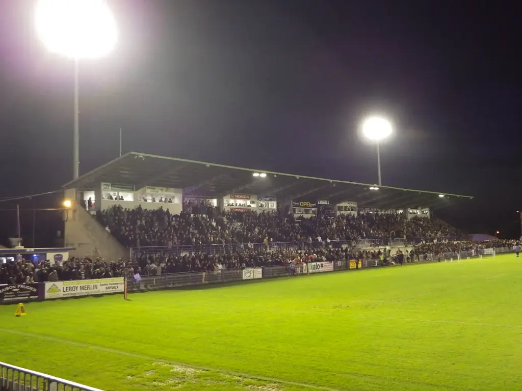 Match entre Soyaux-Angoulême et Dax au stade Chanzy