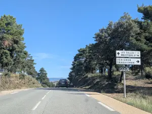 Paysage du col de la Bigue à Aups dans le Var