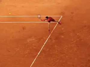 Novak Djokovic à Roland-Garros en mai 2024, photographie d’archive