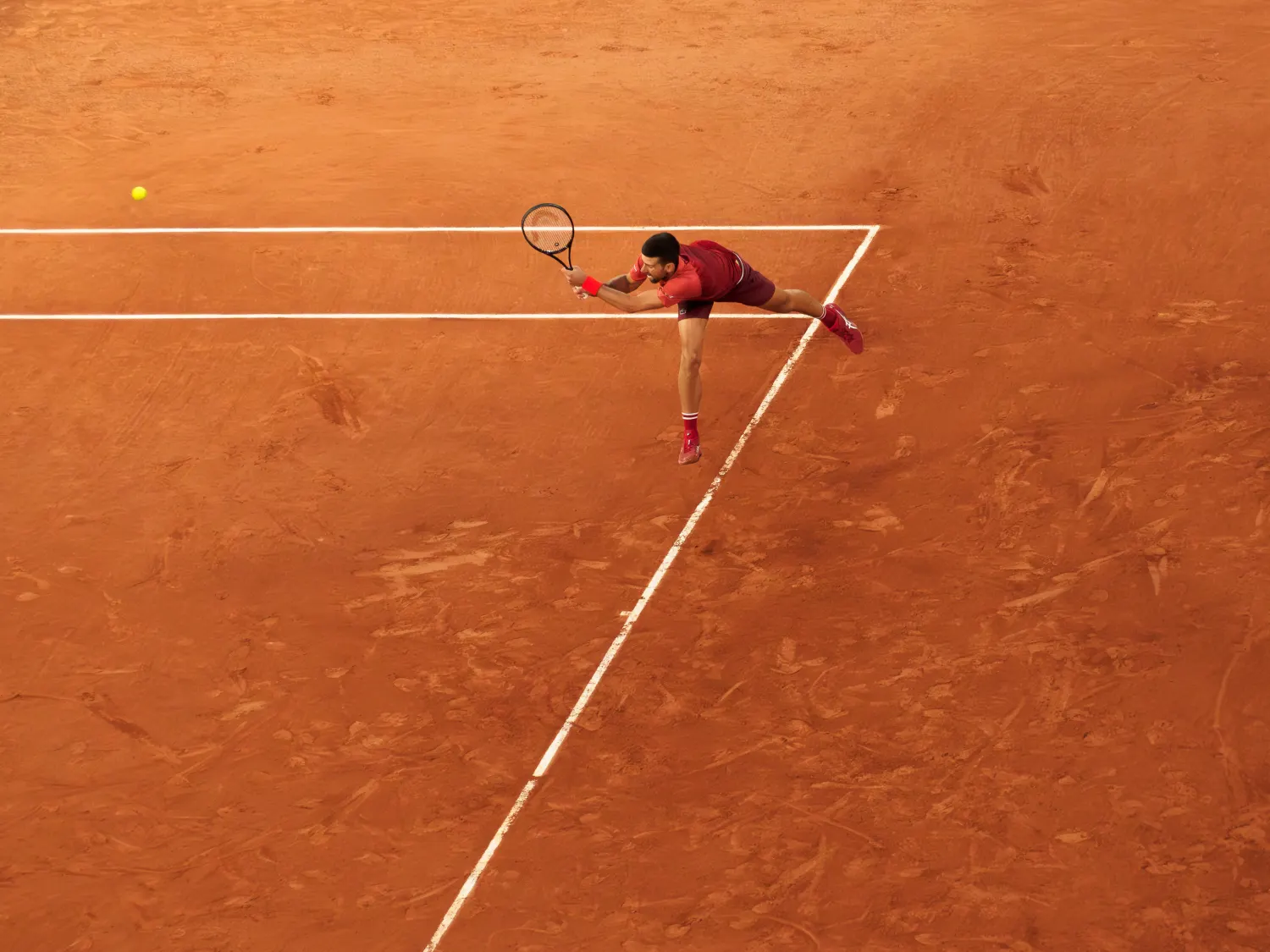 Novak Djokovic à Roland-Garros en mai 2024, photographie d’archive