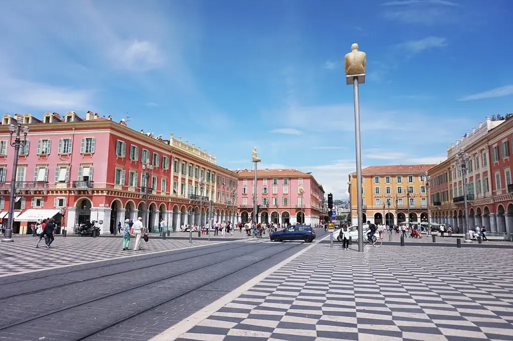 Vue de la place Masséna à Nice