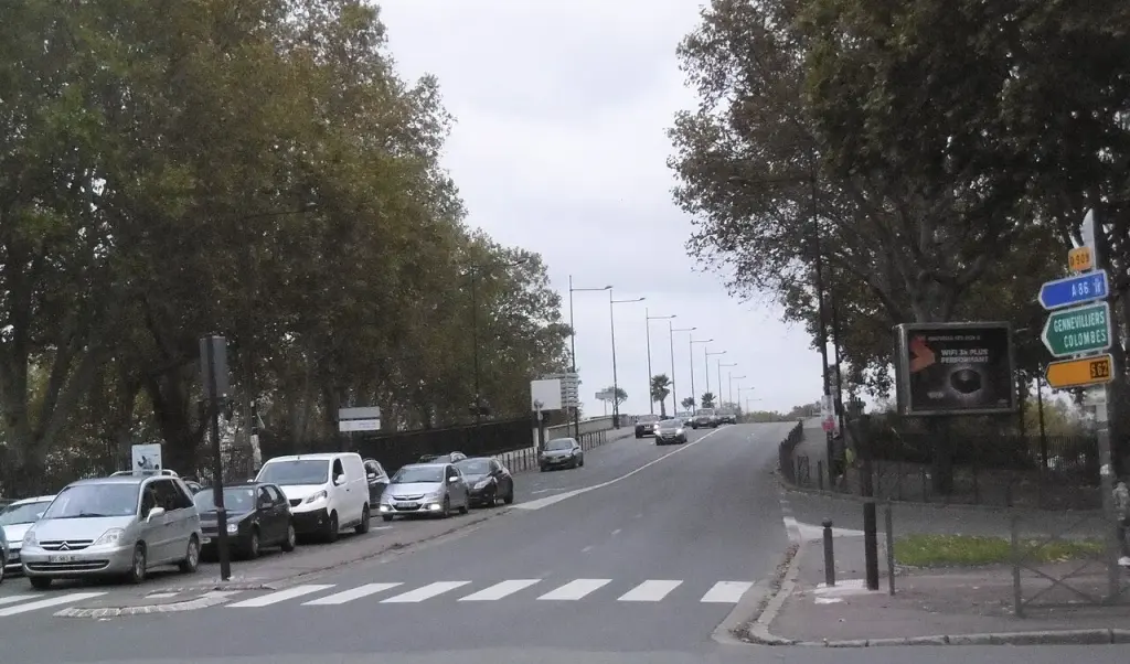 Le pont d’Argenteuil vu depuis la Seine