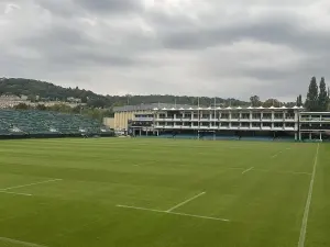 Vue du Recreation Ground de Bath avec ses tribunes