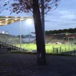 Le stade d’Angers, alors nommé Jean-Bouin, photographié en novembre 2009 avant les rénovations