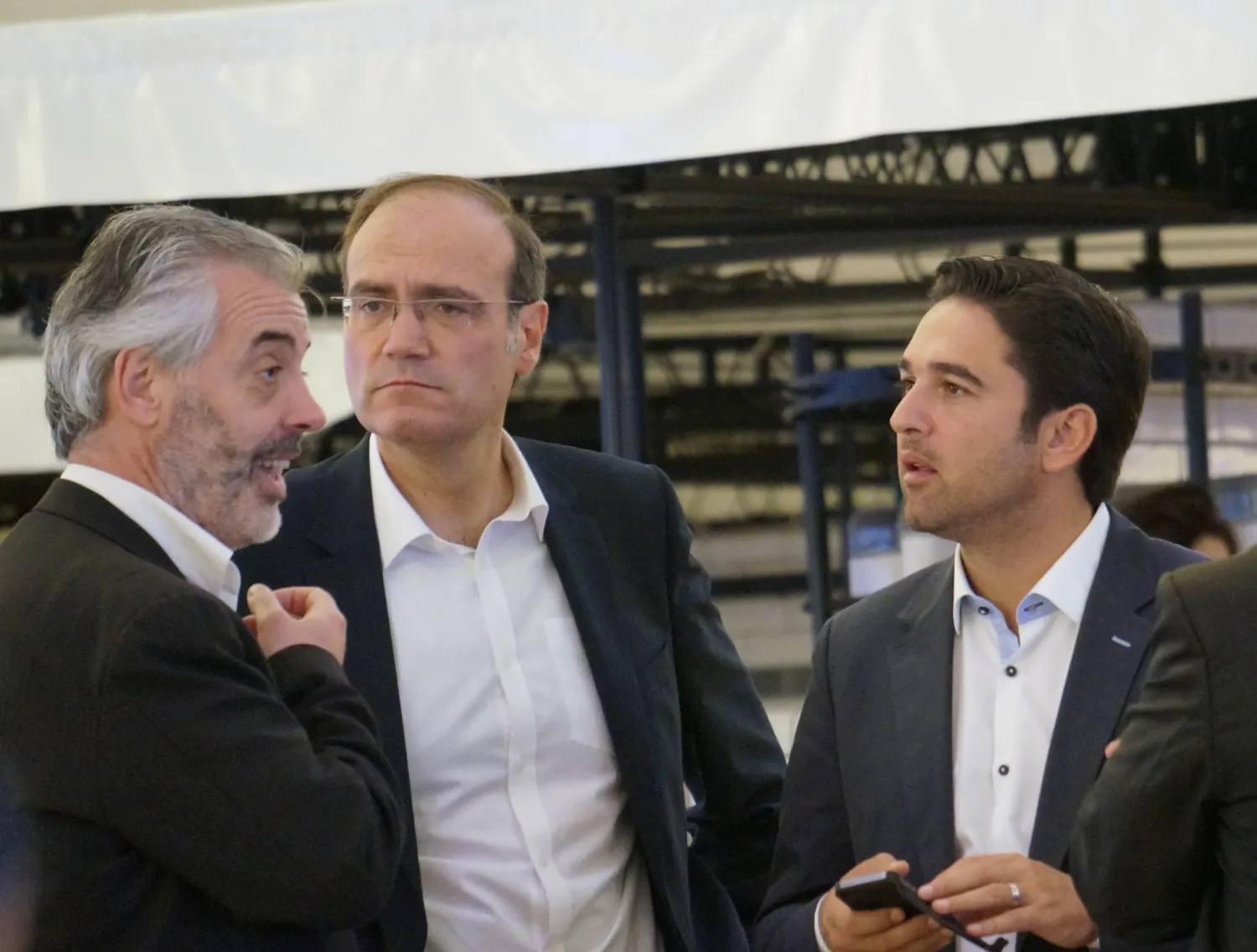 Après l’attentat de Trappes, Arnaud Robinet appelle à l’apaisement politique 1 Arnaud Robinet au centre, photographie d’archive de 2014