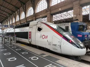 Rame TGV de la SNCF en gare de Paris-Nord