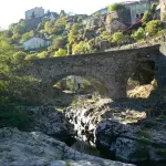 Vue du village de Vébron en Lozère