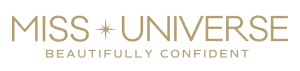 Logo Miss Universe en lettres noires avec une silhouette dorée