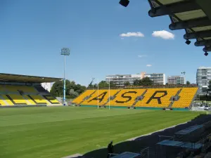 Tribune du stade Marcel-Deflandre à La Rochelle