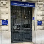 Porche de la Fondation Brigitte Bardot à Paris