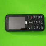 Téléphone mobile posé sur une surface sombre