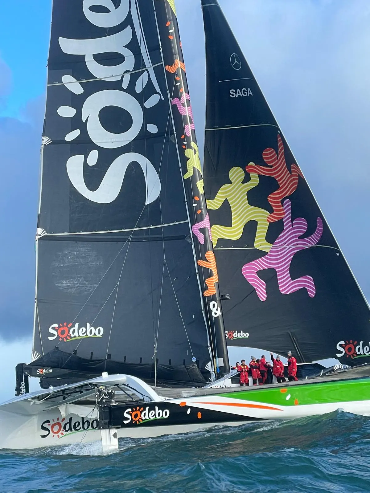 Sodebo Ultim 3 à son arrivée à Brest en janvier 2026