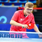 Alexis Lebrun en compétition de tennis de table aux Championnats d’Europe 2022