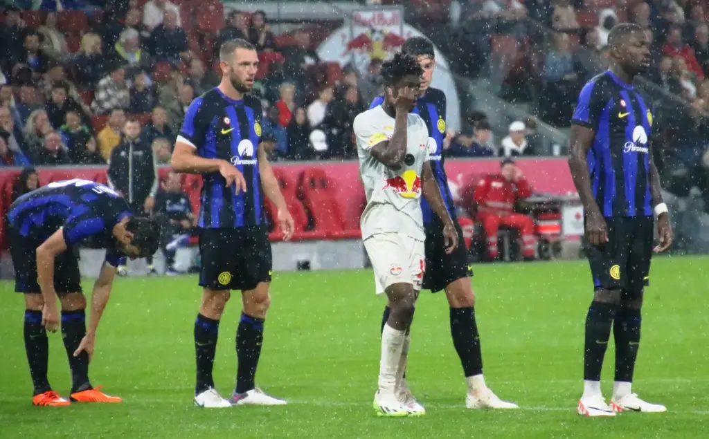 Marcus Thuram avec des joueurs de l’Inter Milan lors d’un match amical à Salzbourg en août 2023