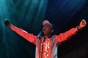 Youssou N’Dour en concert avec le Super Étoile de Dakar