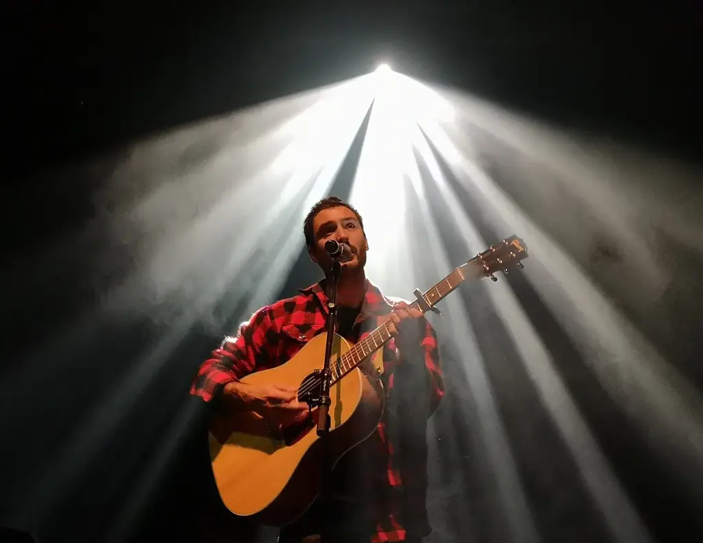 Jérémy Frérot en concert à La Cigale