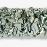 Barre cristalline de hafnium sur fond noir