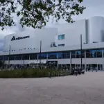 La façade de l’Adidas Arena dans le 18e arrondissement de Paris.