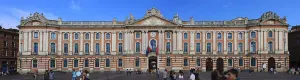 Panorama de la place du Capitole à Toulouse