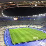 L’intérieur du Stade de France vu depuis les tribunes