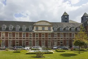 Bâtiments du CHU Charles-Nicolle de Rouen