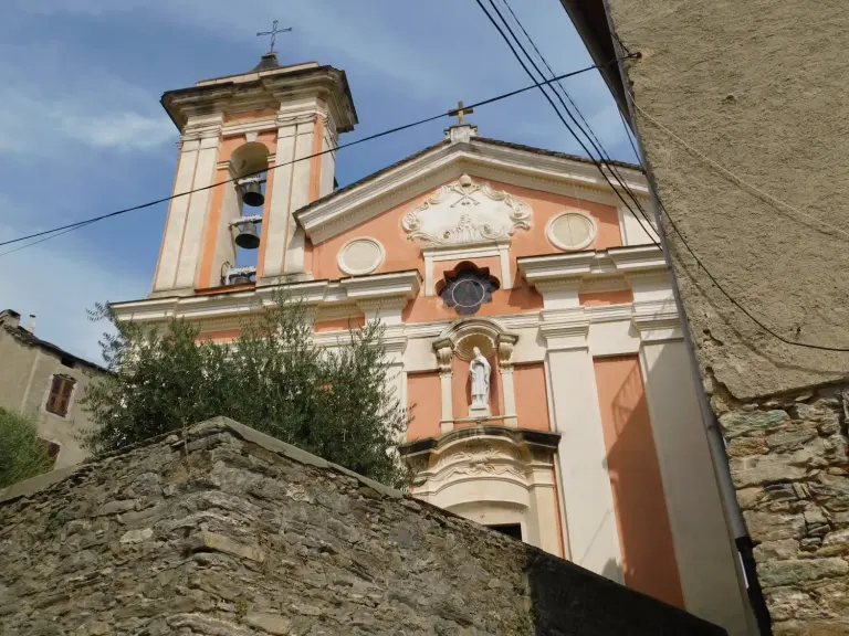 L’église Sainte-Lucie à Talasani en2019, photographie d’archive
