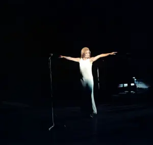 Dalida pendant des répétitions de concert à Fregene en 1968