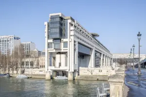 Bâtiment du ministère de l’Économie et des Finances à Paris