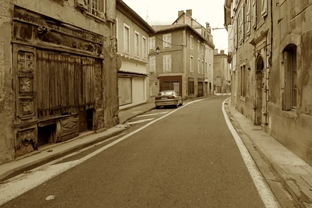 Rue du Centre à Saint-Martory en Haute-Garonne