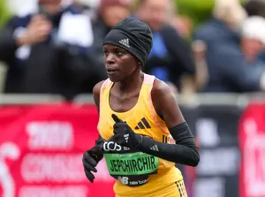 Peres Jepchirchir en course lors du marathon de Londres 2024