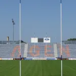 Tribune Lacroix du stade Armandie à Agen